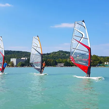 Kek Mediterran Haz Balatonfured
