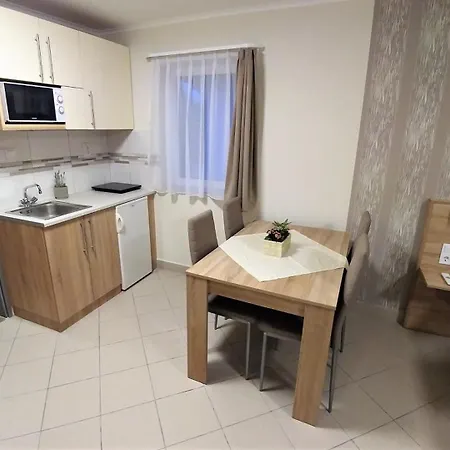 Homestay Kek Mediterran Haz Balatonfured