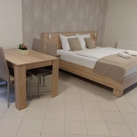 Kek Mediterran Haz Homestay Balatonfured