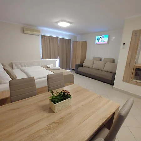 Kek Mediterran Haz *